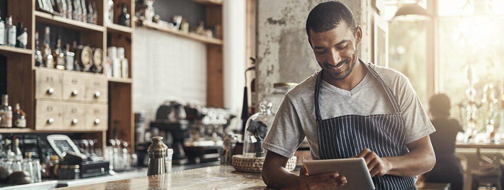 Peter Veldhuizen Sydney -Most managers of restaurants and bars are front-line employees who understand the needs of the consumer well. 